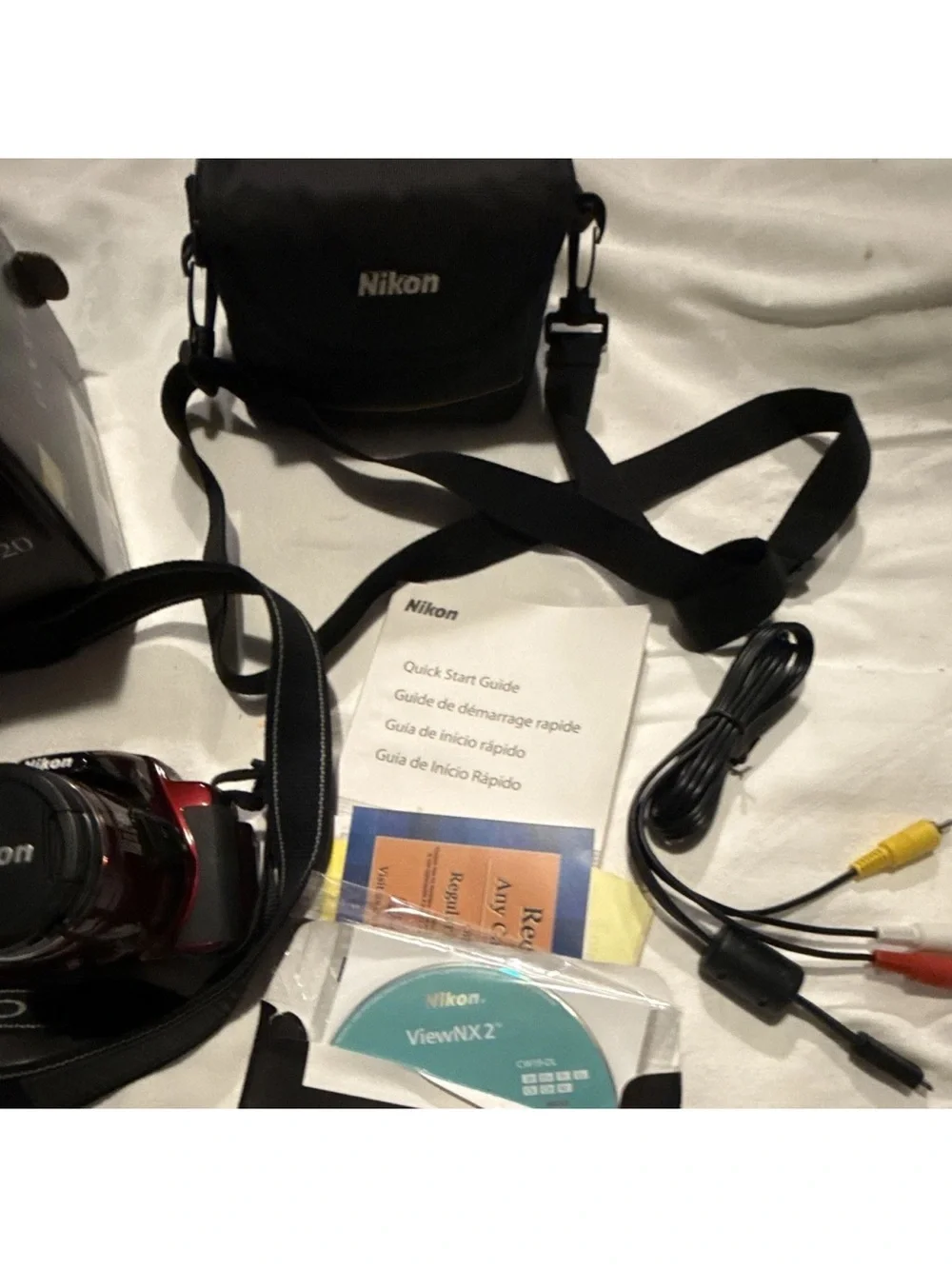 Nikon COOLPIX P520 Digital Camera Bundle in Black and Red Accents p4